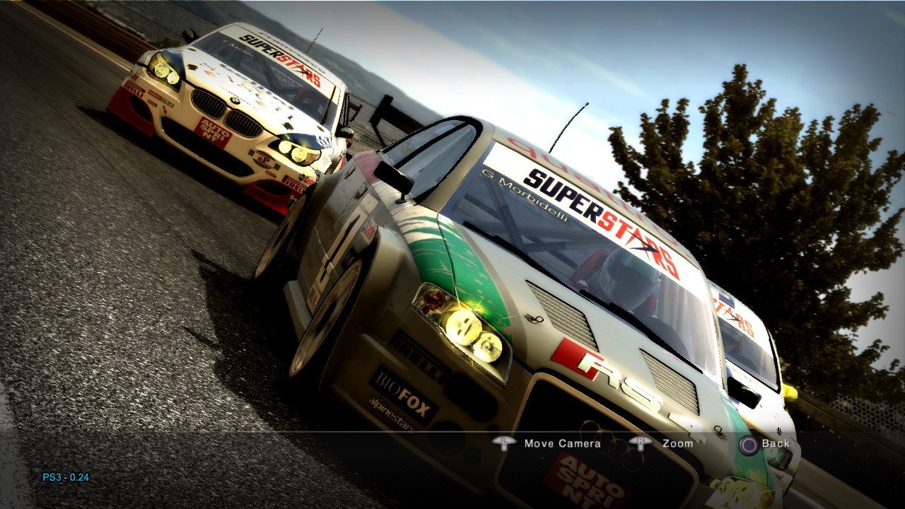 http://img.jeuxactu.com/datas/images/jeux/Superstars_V8_Racing/screenshots/xl/49dcec56430a1.jpg